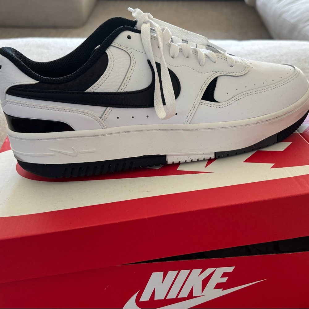 Nike Women’s  Gamma Force White and Black Low-Top Sneakers- Won’t Last!